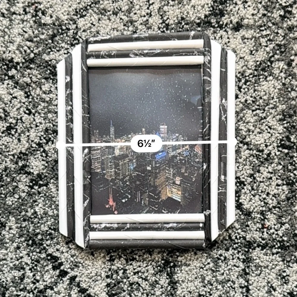 Unique Photography With a Handmade Frame
